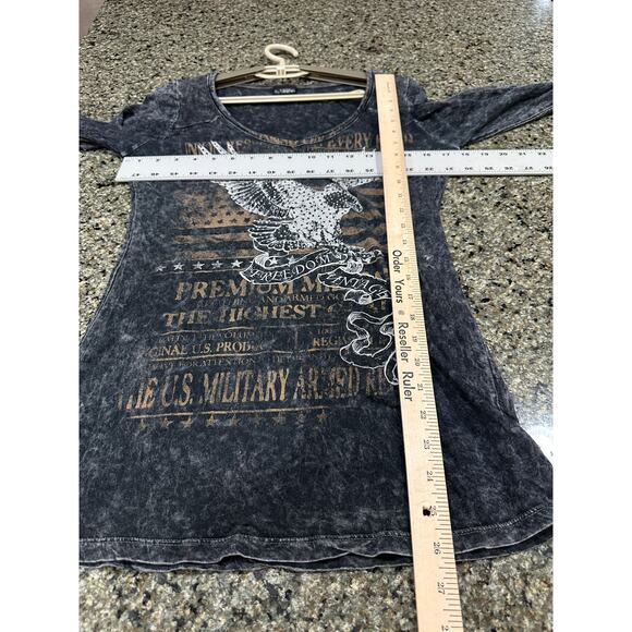 Daytrip Long Sleeve Tee Size L Gray Eagle Rhinestone 100% Cotton VNeck Grunge - Picture 4 of 9